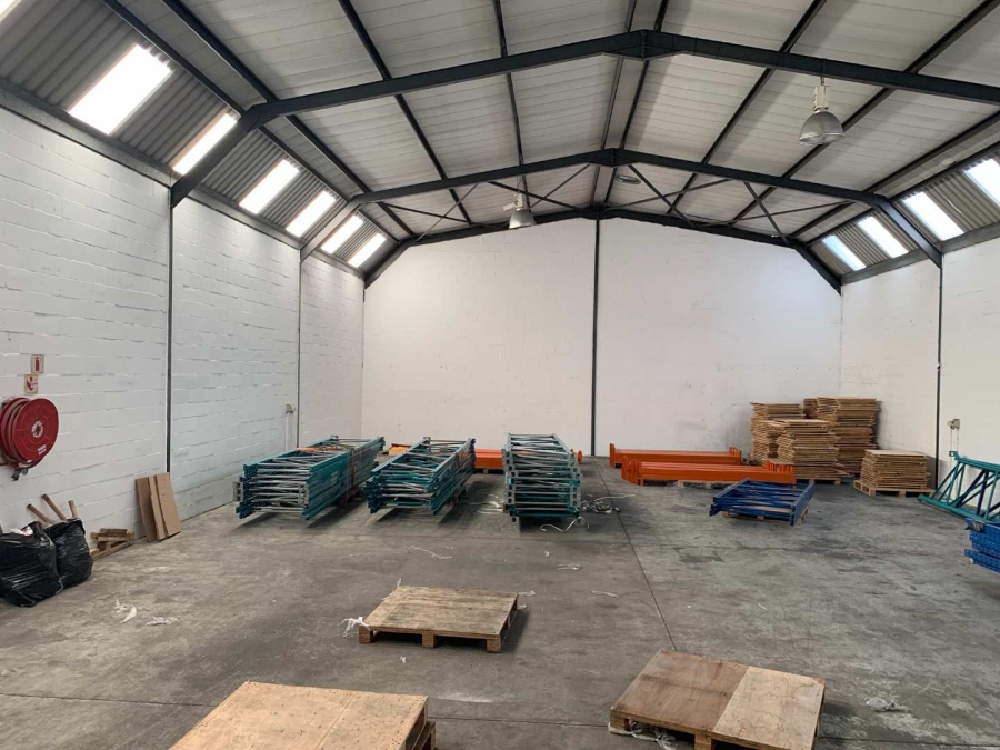 To Let commercial Property for Rent in Montague Gardens Western Cape